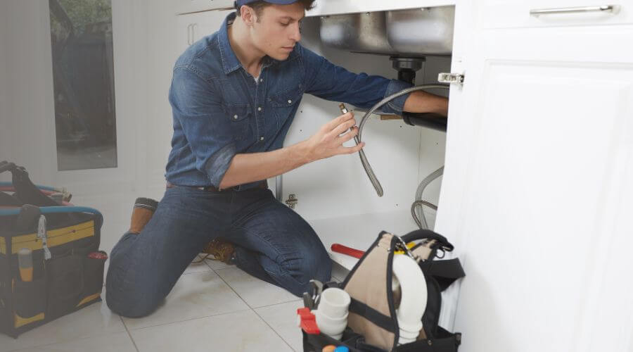 Expert burst pipe repair services in Caroleen, NC